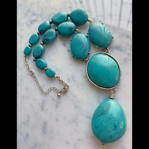Vintage Avon Faux Turquoise Bold Necklace - Beautiful!